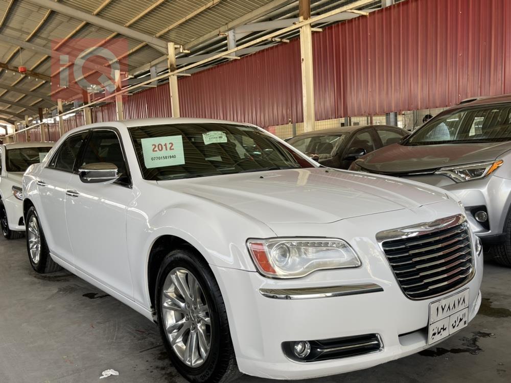 كرايسلر 300